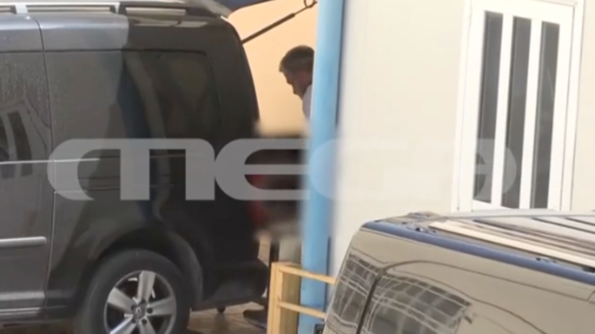 «Γρίφος» η ταυτότητα του νεκρού κοριτσιού στο Παλαιό Φάληρο – Δεν την αναζητά κανείς