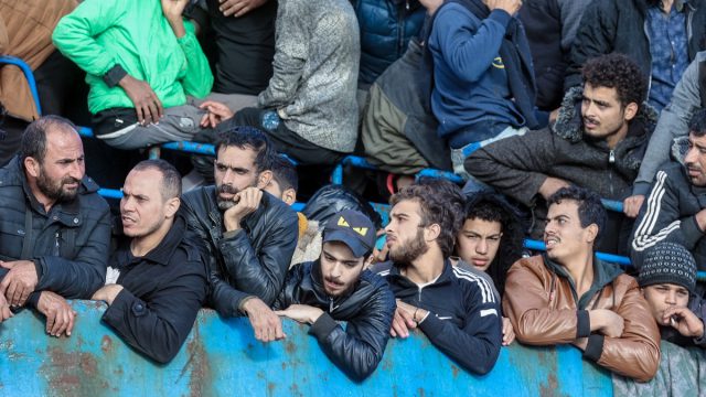 Τουλάχιστον 18 μετανάστες πνίγηκαν σε ναυάγιο στη Λιβύη – 50 αγνοούνται