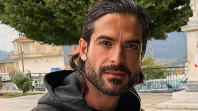 Άρης Μουγκοπέτρος: Η φωτογραφία με το χέρι του 3 μήνες μετά τον ακρωτηριασμό – «Είμαι εδώ»