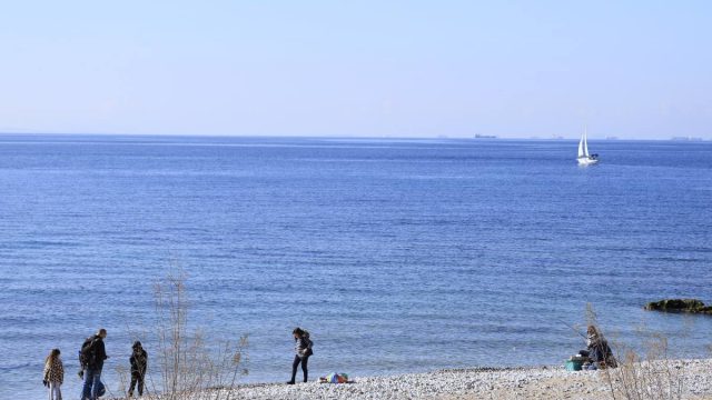 Μακάβριο εύρημα στη Χαλκιδική: Βρέθηκε οστό στη θαλάσσια περιοχή των Νέων Μουδανιών