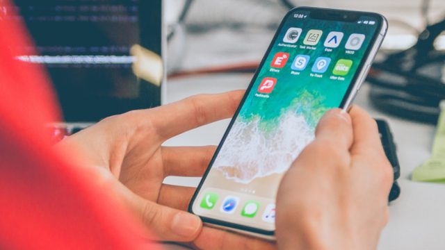 Τι είναι το πορτοκαλί κυκλάκι που ανάβει στο iPhone; Μια σημαντική ένδειξη!