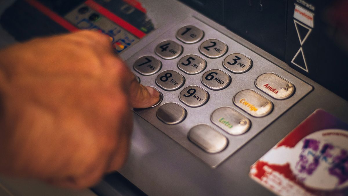 Σας αφορά: Οι πληρωμές από τον e-ΕΦΚΑ και τη ΔΥΠΑ για αυτή την εβδομάδα
