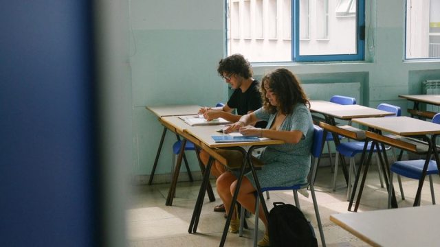 Σχολές Ανώτερης Επαγγελματικής Κατάρτισης ΔΥΠΑ: Ξεκίνησαν οι αιτήσεις – Τα δικαιολογητικά και οι ειδικότητες