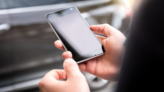 Πώς να προστατεύσετε τα προσωπικά σας δεδομένα πριν ανακυκλώσετε το παλιό σας κινητό – Τα κρίσιμα βήματα
