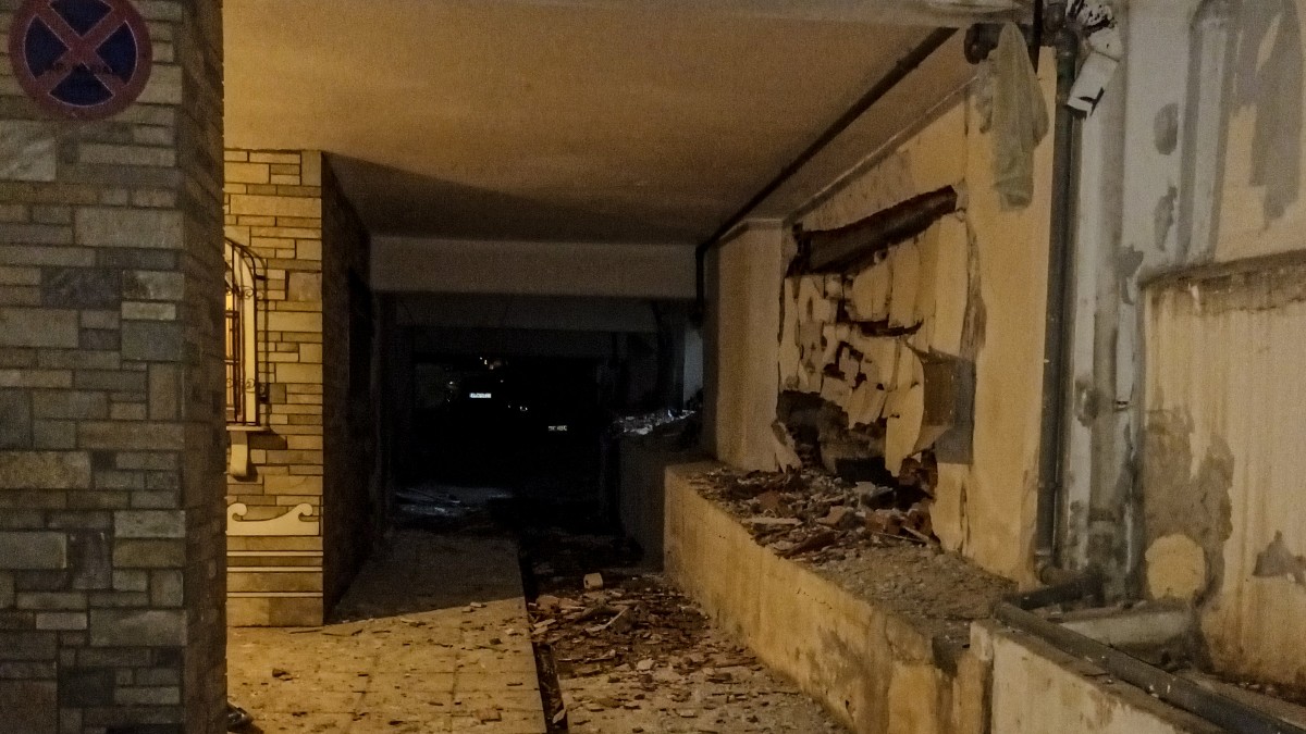 Συναγερμός στη Θεσσαλονίκη: Ισχυρή έκρηξη σε πολυκατοικία – Εξετάζεται σενάριο για τρομοκρατικό χτύπημα
