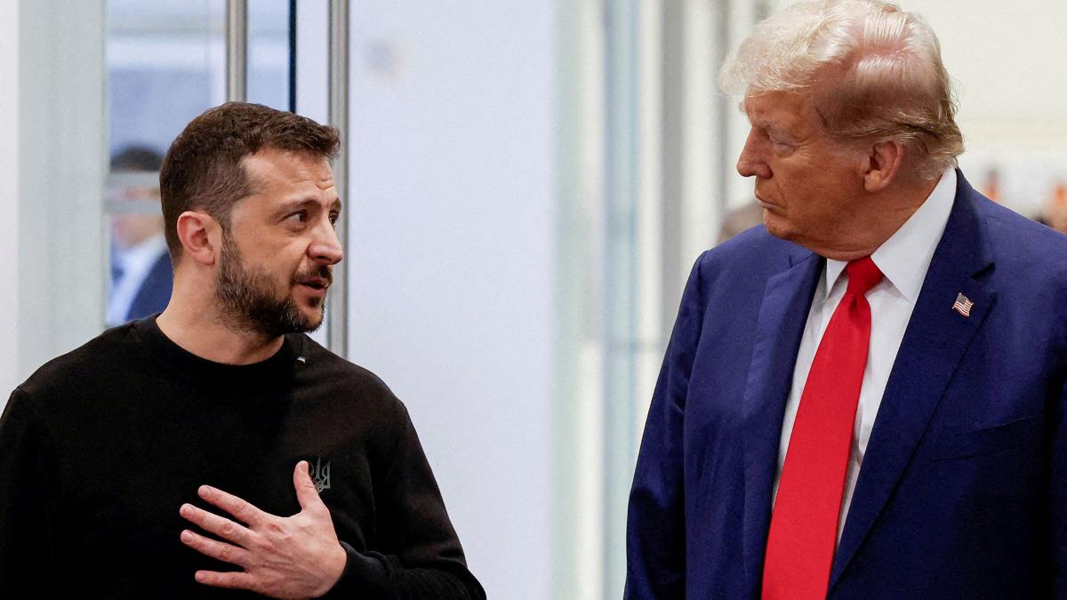 Τραμπ: «Παγώνει» τις παραδόσεις όπλων στην Ουκρανία λόγω αμερικανικής προτεραιότητας