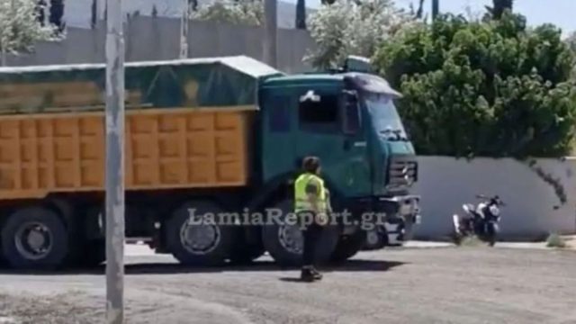 Βοιωτία: Σοβαρό τροχαίο με δύο φορτηγά – Πλαγιομετωπική σύγκρουση στην Εθνική Οδό Σχηματαρίου – Θηβών