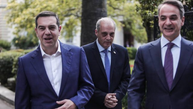 Μέγαρο Μαξίμου για πρακτικά δημοψηφίσματος 2015: «Οι ευθύνες Τσίπρα δεν ξεπλένονται»