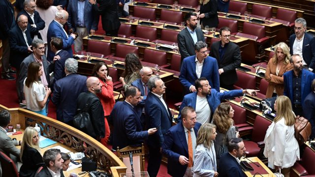 Οι 10 βουλευτές που φοβήθηκε η ΝΔ, ο Μητσοτάκης που αντέγραψε τον Καραμανλή και ο Φλωρίδης που ξεπέρασε κάθε όριο