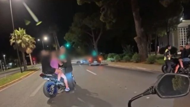 Βαρύς ο πέλεκυς για τον 21χρονο που μάρσαρε για να διαφύγει μπλόκο στη Βουλιαγμένης: 3.250 ευρώ πρόστιμο και αφαίρεση διπλώματος