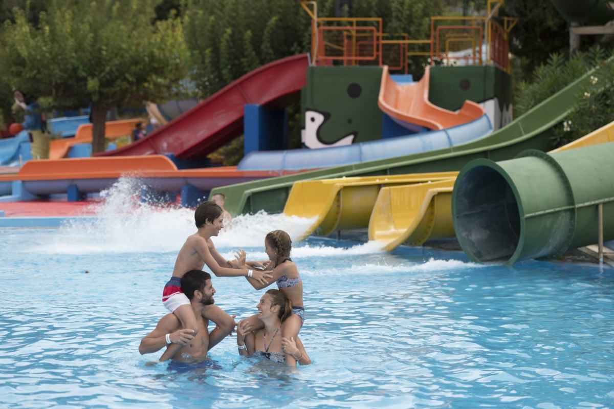 waters parks κρήτη