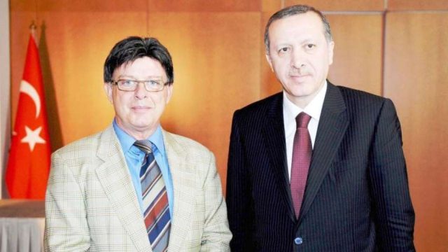 Θρήνος στη δημοσιογραφία: Πέθανε ο Χρίστος Χριστοδούλου