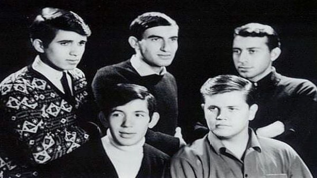 «Ο Τρόπος»: Η ιστορία του εμβληματικού τραγουδιού μέσα από τα μάτια του Πασχάλη και του πιανίστα των Olympians, Άλκη Κακαλιάγκου