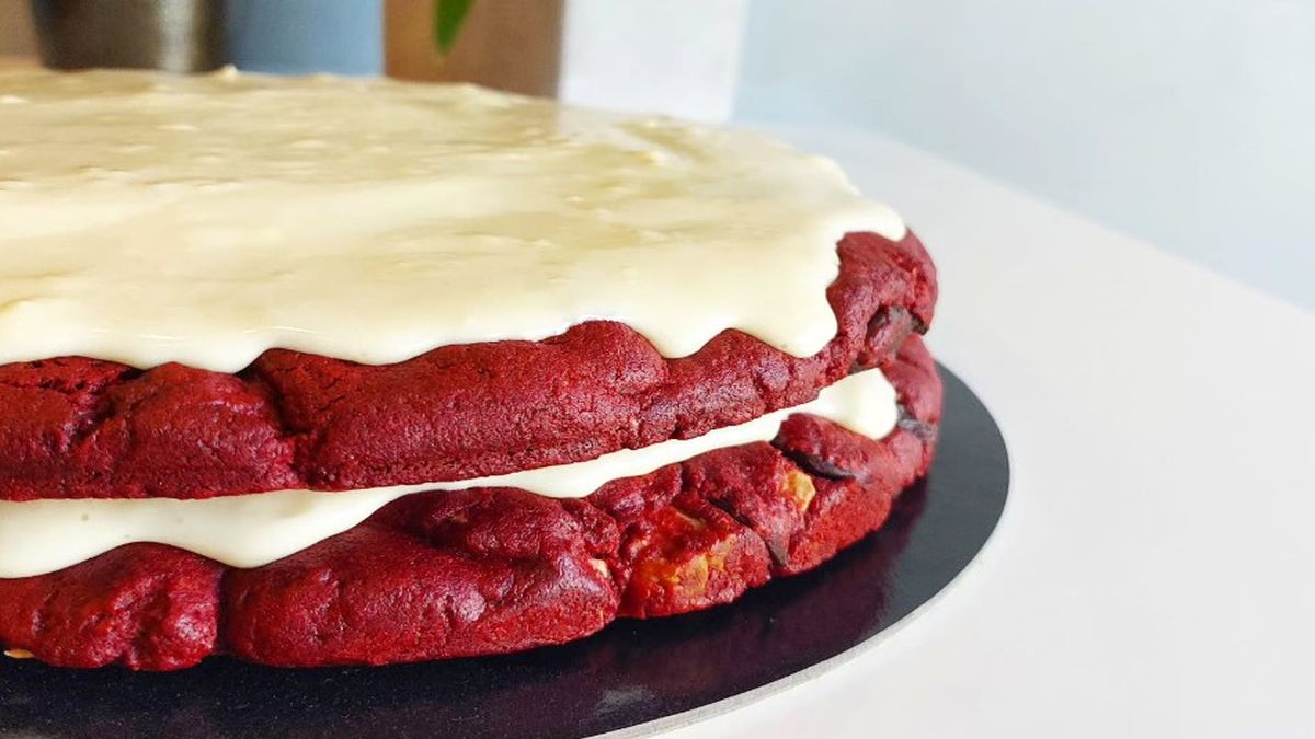 The Cookie Dude: Σε πιάνει… μπισκοτομανία – Το μυστικό του Μαραθωνοδρόμου που «έψησε» το Μαρούσι και έγινε νέος εθισμός!