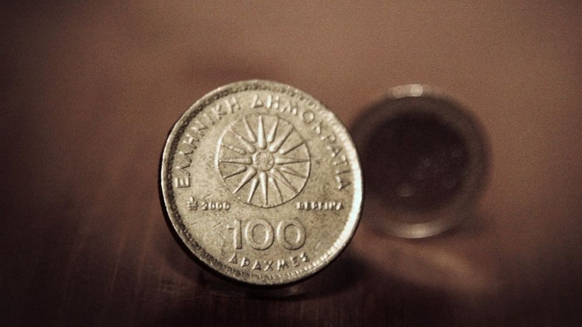 Σαν σήμερα, 26 Αυγούστου 1998: Το «ρωσικό κύμα» χτυπά τη Δραχμή – Η κρίση που δοκίμασε την ελληνική οικονομία