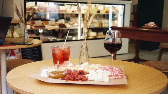 Alimentari Morando: Η απόλυτη γευστική εμπειρία από την Ιταλία, με αφετηρία τα Εξάρχεια