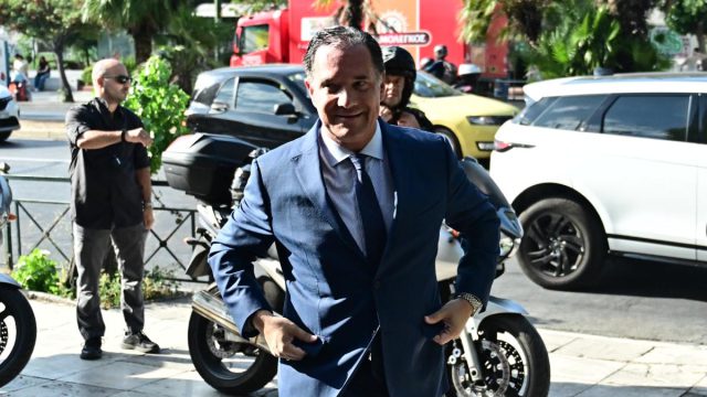 Γεωργιάδης για τις παράνομες συνταγογραφήσεις: Καμία τέτοια συμπεριφορά δεν έχει θέση στο ΕΣΥ