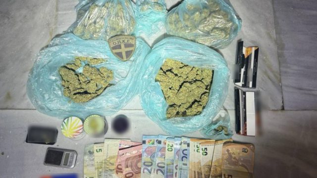 Πυροβολισμοί στον Ασπρόπυργο: Με «πλούσιο» βιογραφικό οι δύο από τους συλληφθέντες – Βρέθηκε κρυμμένο πιστόλι σε τσιμεντόλιθους