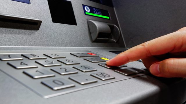 Οι 4 αλλαγές που έρχονται στις χρεώσεις των ΑΤΜ από τις 11 Αυγούστου – Ποιές είναι