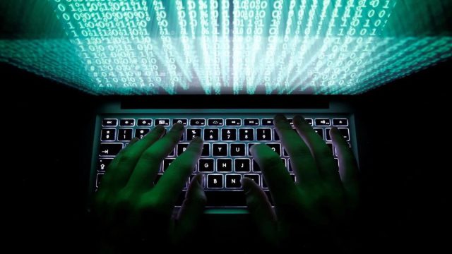 Πασίνωστη influencer στο στόχαστρο της Δίωξης Ηλεκτρονικού Εγκλήματος – Διαφήμιζε site παράνομου τζόγου