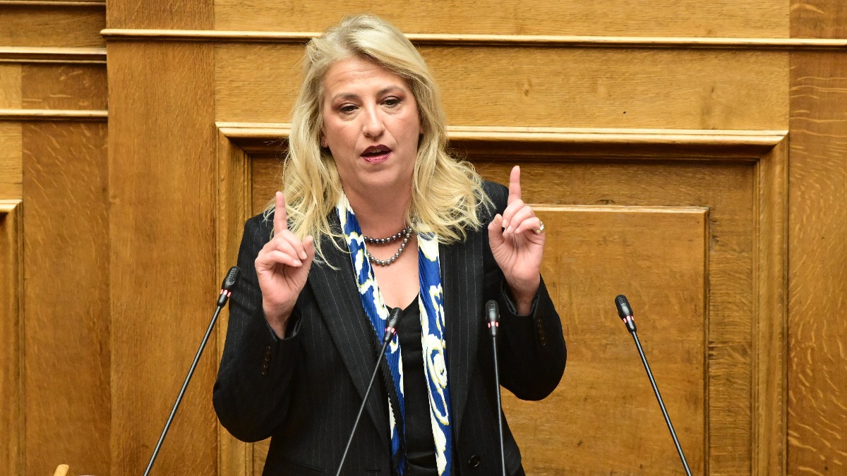 Δούρου για Μονή Σινά: Άλλη μία εθνική ήττα με την υπογραφή Κυριάκου Μητσοτάκη