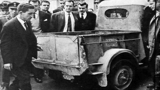 Άλκης Καραζήσης: Η δολοφονία στο διαμέρισμά του που συγκλόνισε την Ελλάδα