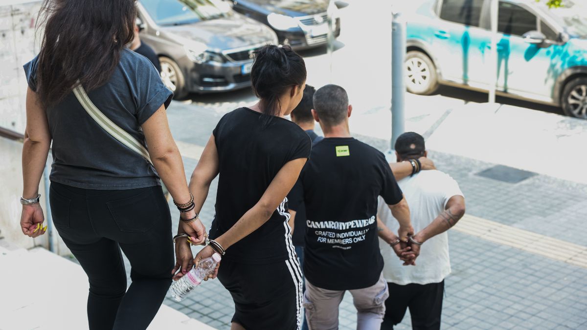 «Έκλαιγα και του έλεγα να σταματήσει» – Σοκάρει η μαρτυρία της 10χρονης που έπεσε θύμα βιασμού από τον σύντροφο της μητέρας της