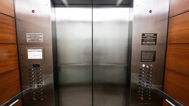 Άνοιξε το Μητρώο Απογραφής Ανελκυστήρων: Τι πρέπει να γνωρίζουν οι πολίτες – Ποια στοιχεία ζητούνται