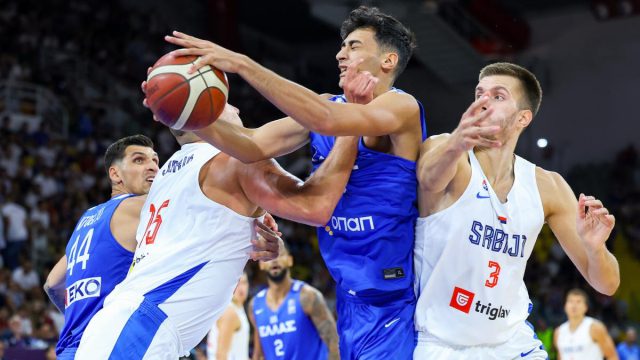 Ελλάδα – Σερβία 76-66: Μάχη μέχρι τέλους, αλλά η διαφορά μεγέθους έκρινε τον νικητή