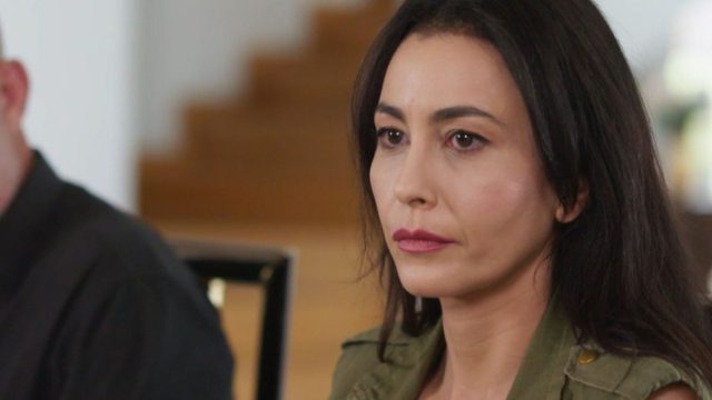 Η Γη της Ελιάς: Η Ερωφίλη καταρρέει – Τον δολοφονούν άγρια μέσα στην αποθήκη