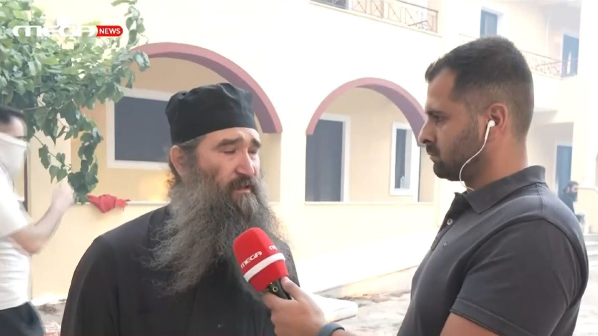 Έγινε το θαύμα στην φωτιά στα Συχαινά Αχαΐας: Σώθηκε από την πύρινη λαίλαπα το μοναστήρι της Αγίας Παρασκευής