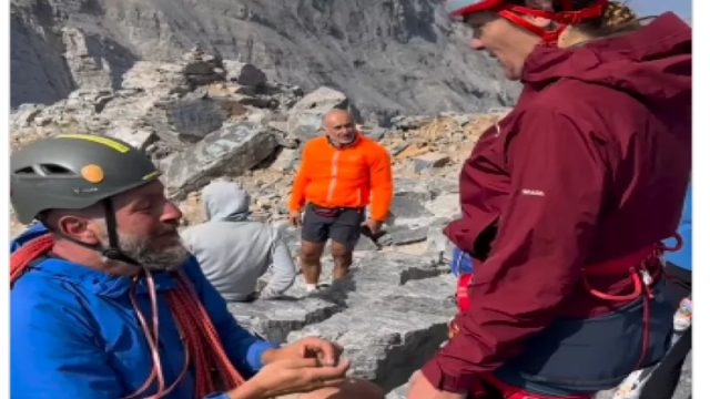 Όλυμπος: Η πιο ρομαντική πρόταση γάμου έγινε στα 3.000 μέτρα