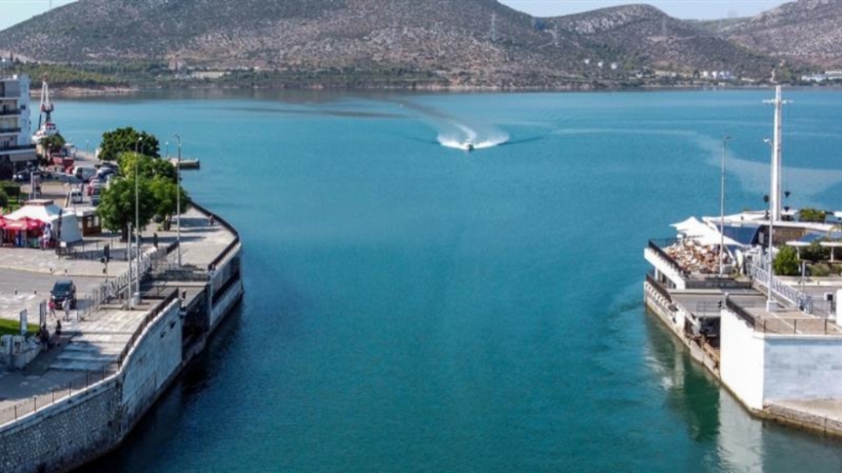 Κομμένη στα δύο η Χαλκίδα: Χάος στη γέφυρα του Ευρίπου – Γιατί μένει ανοιχτή από τα μεσάνυχτα
