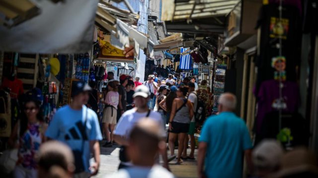 Επιστρέφει ο καύσωνας: Θερμοκρασίες έως 41°C τις επόμενες μέρες – Πρόγνωση μέχρι τον Δεκαπενταύγουστο