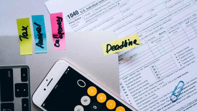 Η εφορία δίνει… bonus – Οι 8 επιβραβεύσεις για τους συνεπείς φορολογούμενους