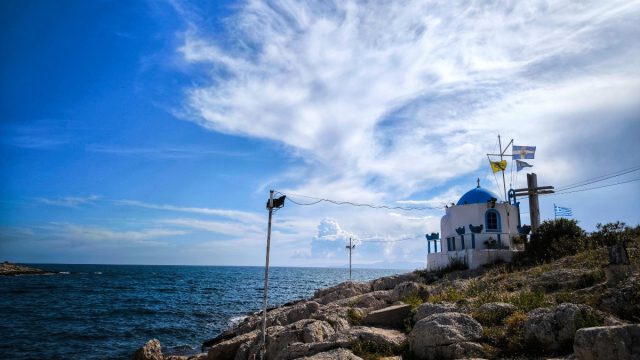 Καιρός σήμερα 25/8: Αίθριος ουρανός και ισχυρά μελτέμια – Τι αναφέρουν Αρναούτογλου, Γιαννόπουλος