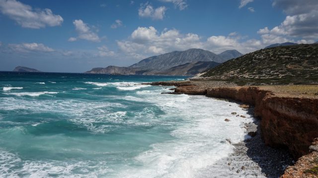 Καιρός σήμερα 27/8: Ηλιοφάνεια και ισχυρά μελτέμια – Η πρόγνωση των Μαρουσάκη-Αρναούτογλου