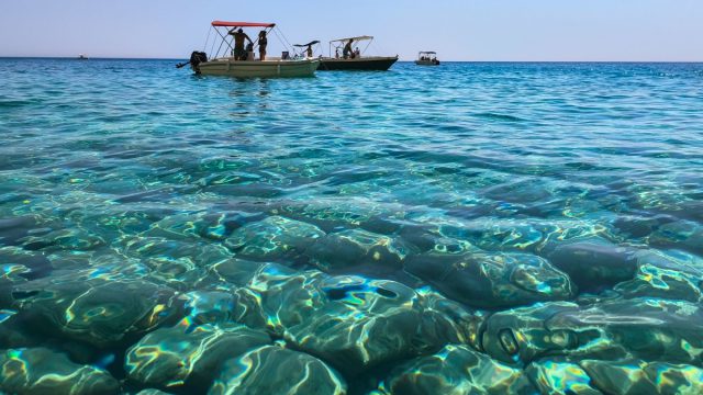 Καιρός σήμερα 22/8: Ο υδράργυρος χτυπά κόκκινο – Πού θα δείξει 40άρι σύμφωνα με Ρήγου, Αρναούτογλου