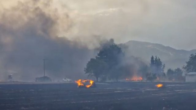 Φωτιά στην Κοζάνη λόγω των κεραυνών – Μεγάλη μάχη για την κατάσβεση