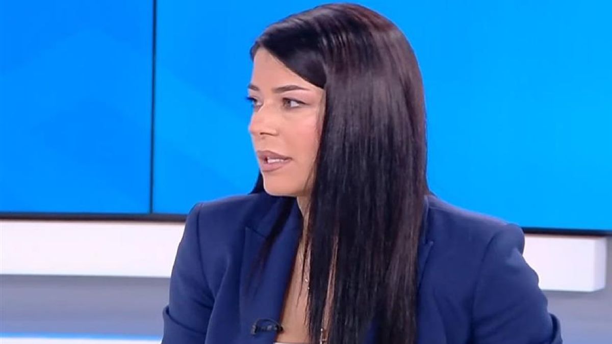 «Ο ασυνείδητος αυτός οδηγός ανέπτυξε ταχύτητα και εξαφανίστηκε»: Σοκαρισμένη η Αφροδίτη Λατινοπούλου μετά το τροχαίο