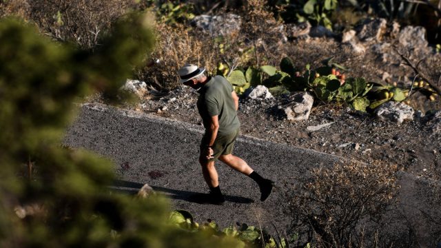 Λυκαβηττός: Τουρίστας έπεσε στο κενό ενώ προσπαθούσε να βγάλει φωτογραφία