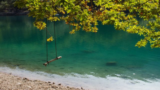 3 λίμνες κοντά στην Αθήνα για μια σύντομη απόδραση τον Σεπτέμβριο