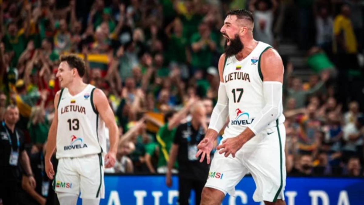 Eurobasket 2025: Η Λιθουανία ισοπέδωσε το Μαυροβούνιο με το καυτό δίδυμο Βαλαντσιούνας-Γιοκουμπάιτις