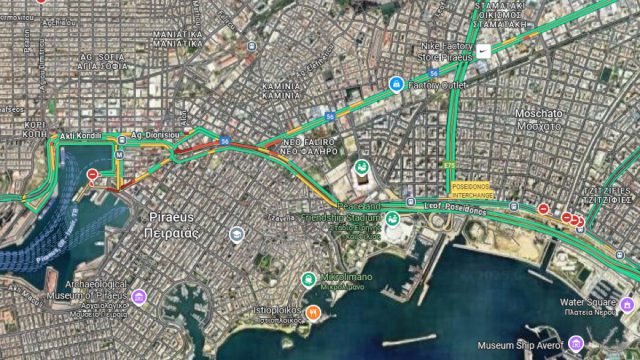 Live η κίνηση 04/08: Ουρές στο λιμάνι του Πειραιά – Καθυστερήσεις στην Αττική οδό