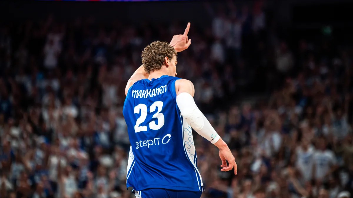 Eurobasket 2025: Πήρε το «θρίλερ» και πολύτιμη νίκη πρεμιέρας η οικοδέσποινα Φινλανδία
