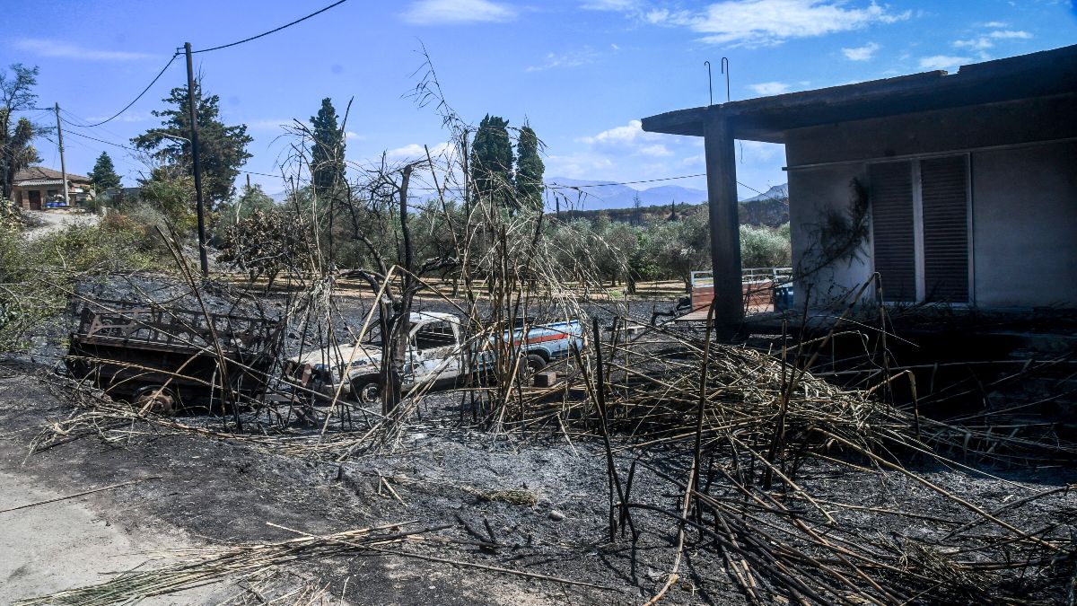 Μέχρι το τέλος Σεπτεμβρίου οι αποζημιώσεις και τα μέτρα στήριξης για τους πυρόπληκτους