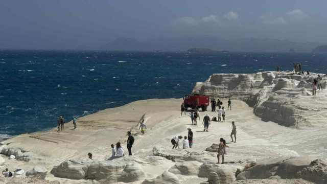 Μήλος: Πώς συνέβη η τραγωδία με το ζευγάρι στο Σαρακήνικο – Αντί να πνιγεί ένας, πνίγηκαν δύο