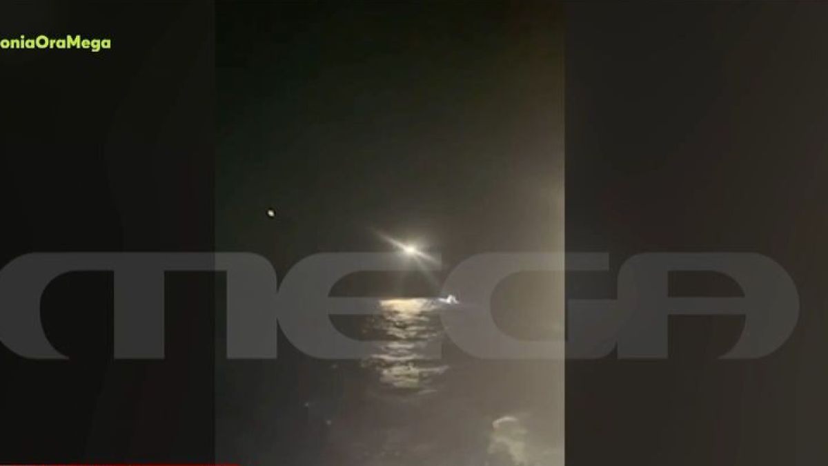 Ναυάγιο ιστιοπλοϊκού κοντά στη Μύκονο – Δραματικές στιγμές αγωνίες για δύο τουρίστες(Βίντεο)