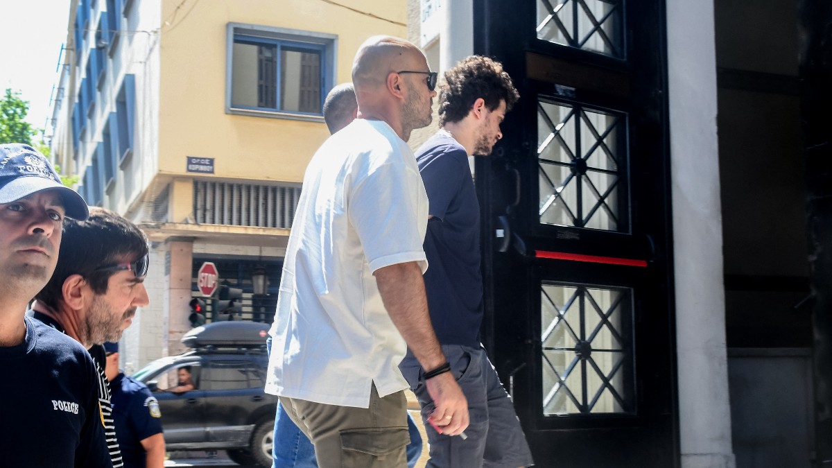 Φωτιά στην Πάτρα: Συνεχίζει να αρνείται τα πάντα ο 25χρονος για το Γηροκομείο – Προθεσμία για να απολογηθεί