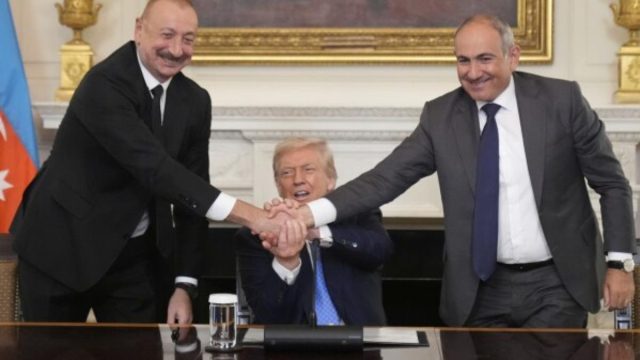 Ειρηνευτική συμφωνία Αρμενίας – Αζερμπαϊτζάν με σφραγίδα Τραμπ: Καμία αναφορά στους αιχμάλωτους πολέμου και στο Αρτσάχ